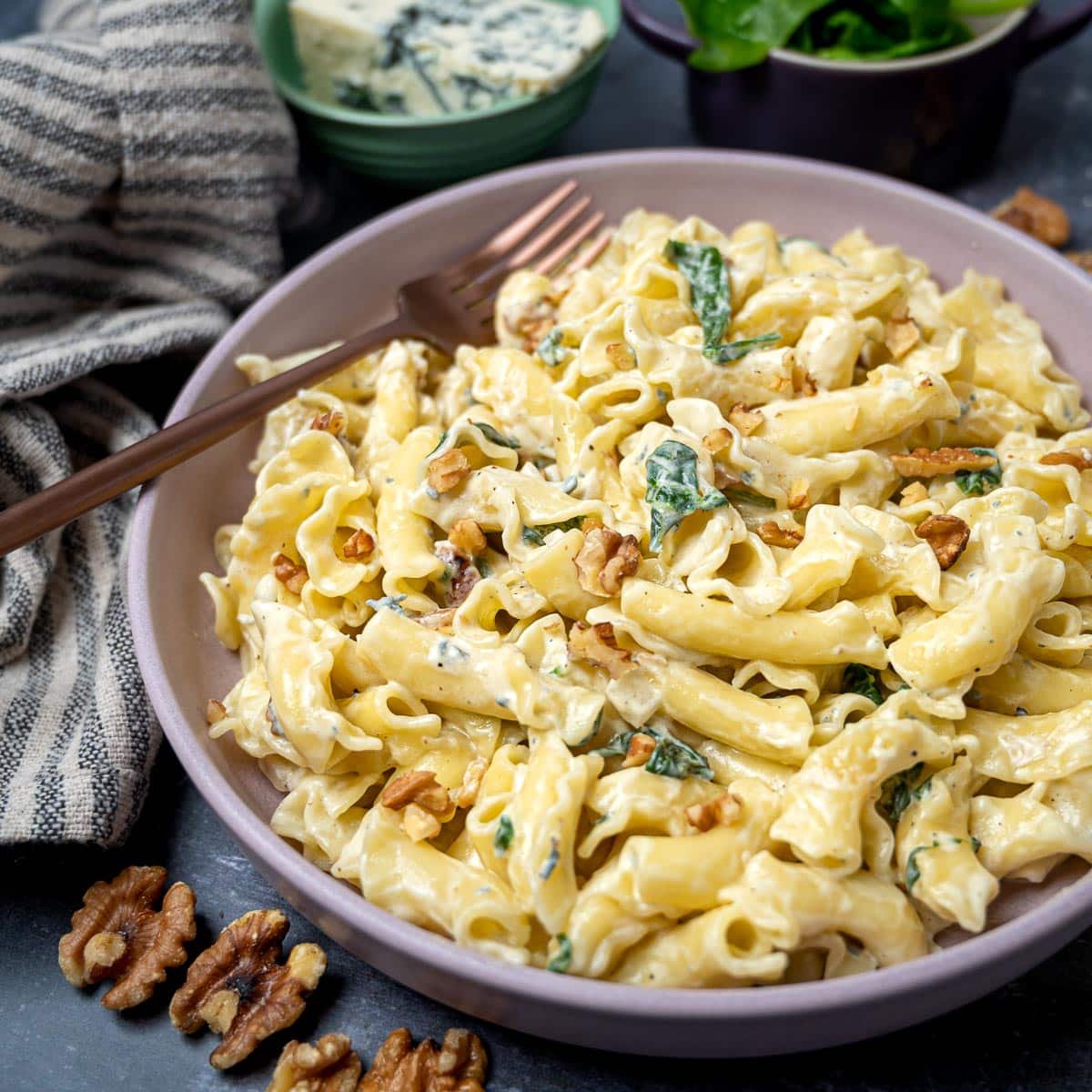 Creamy Blue Spaghetti